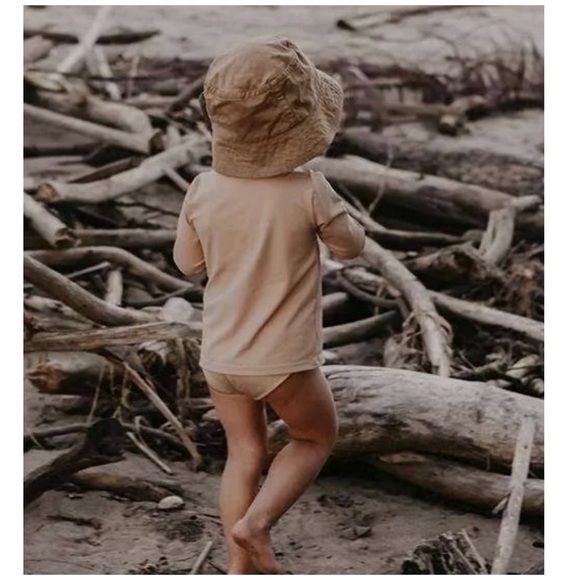 The Simple Folk | The SPF 50+ Swim Top Dune | 6/9 M - Picture 2 of 16